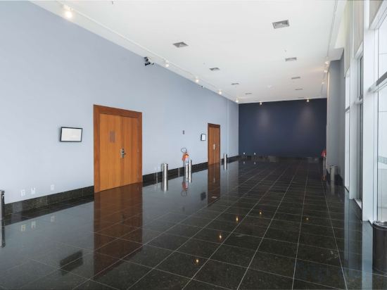 Фото Golden Tulip Porto Vitória