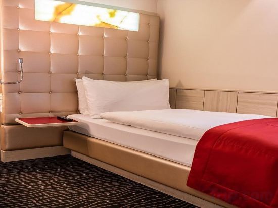 Фото Hotel St. Gotthard