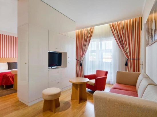 Фото Mamaison Hotel Riverside Prague