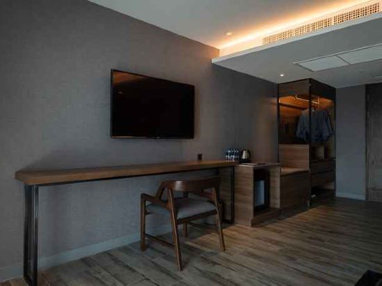 Фото Ayathorn Bangkok