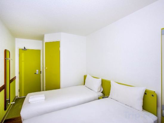 Фото ibis budget St Peters