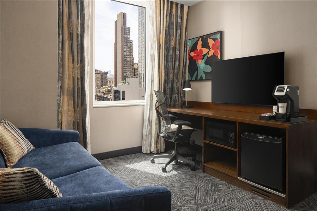 Фото Hilton Garden Inn New York/Midtown Park Avenue