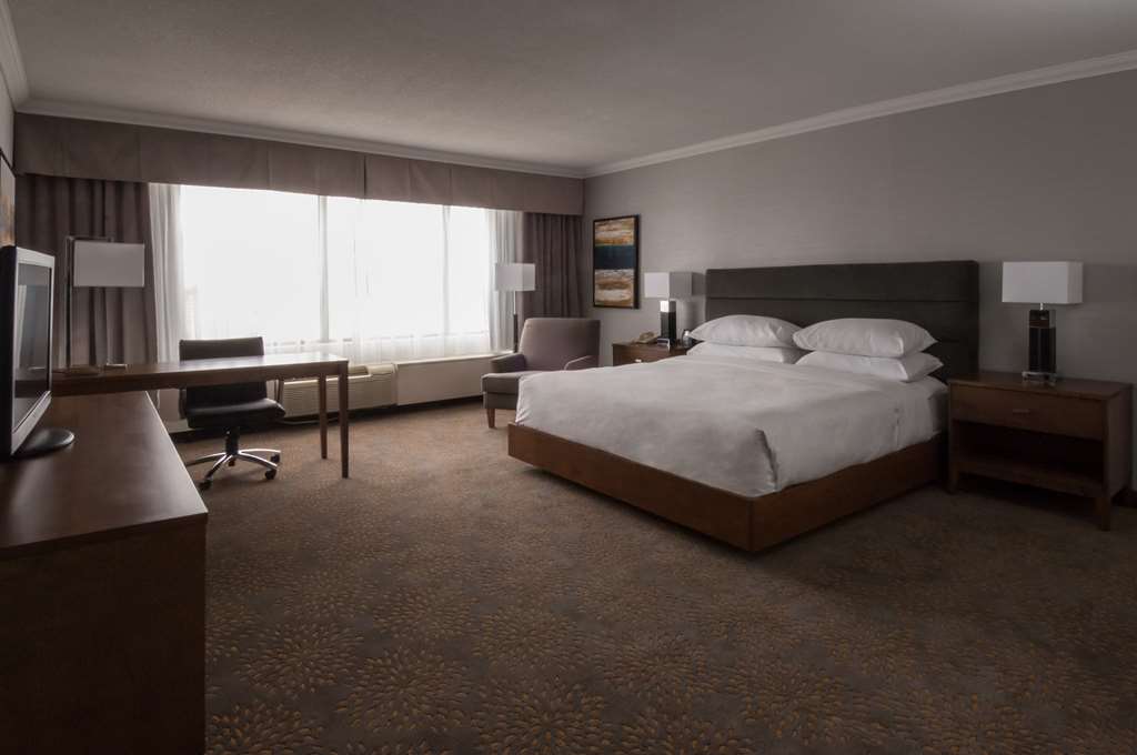 Фото DoubleTree by Hilton Hotel London Ontario