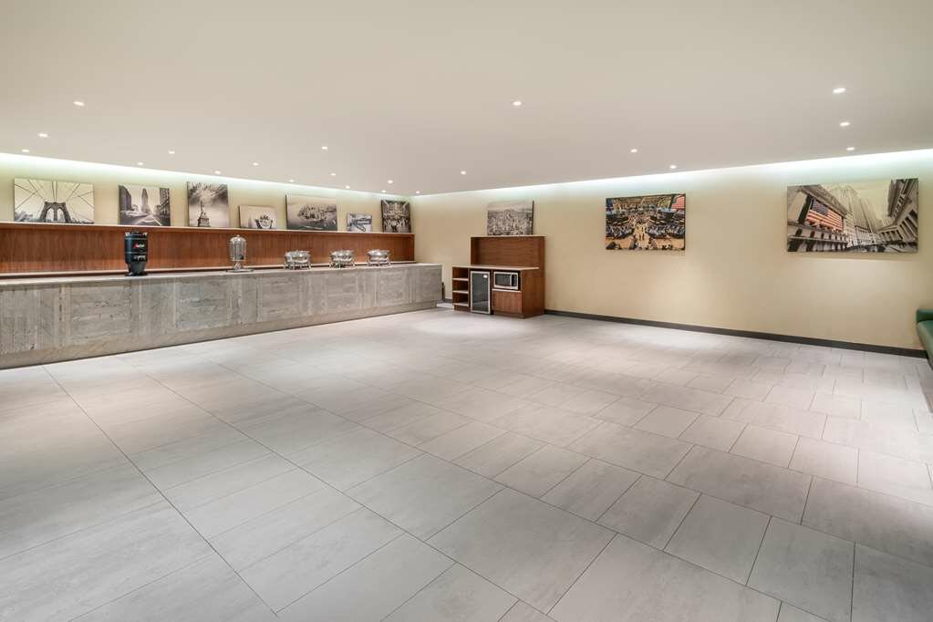 Фото Best Western Premier Herald Square