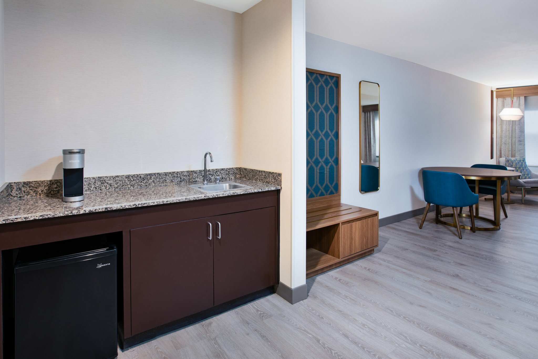 Фото Holiday Inn Ontario Airport, an Ihg Hotel