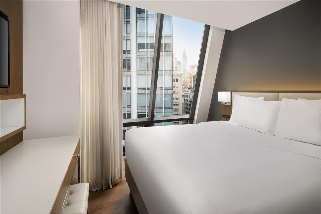 Фото Best Western Premier Empire State Hotel