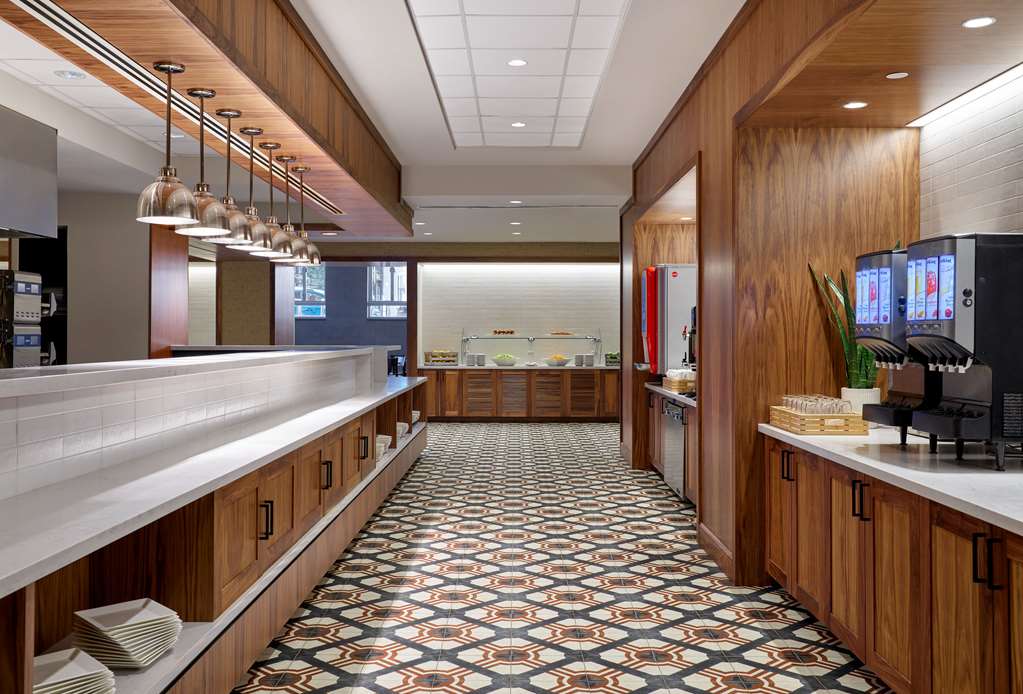 Фото Embassy Suites by Hilton Washington D. C. – Convention Center