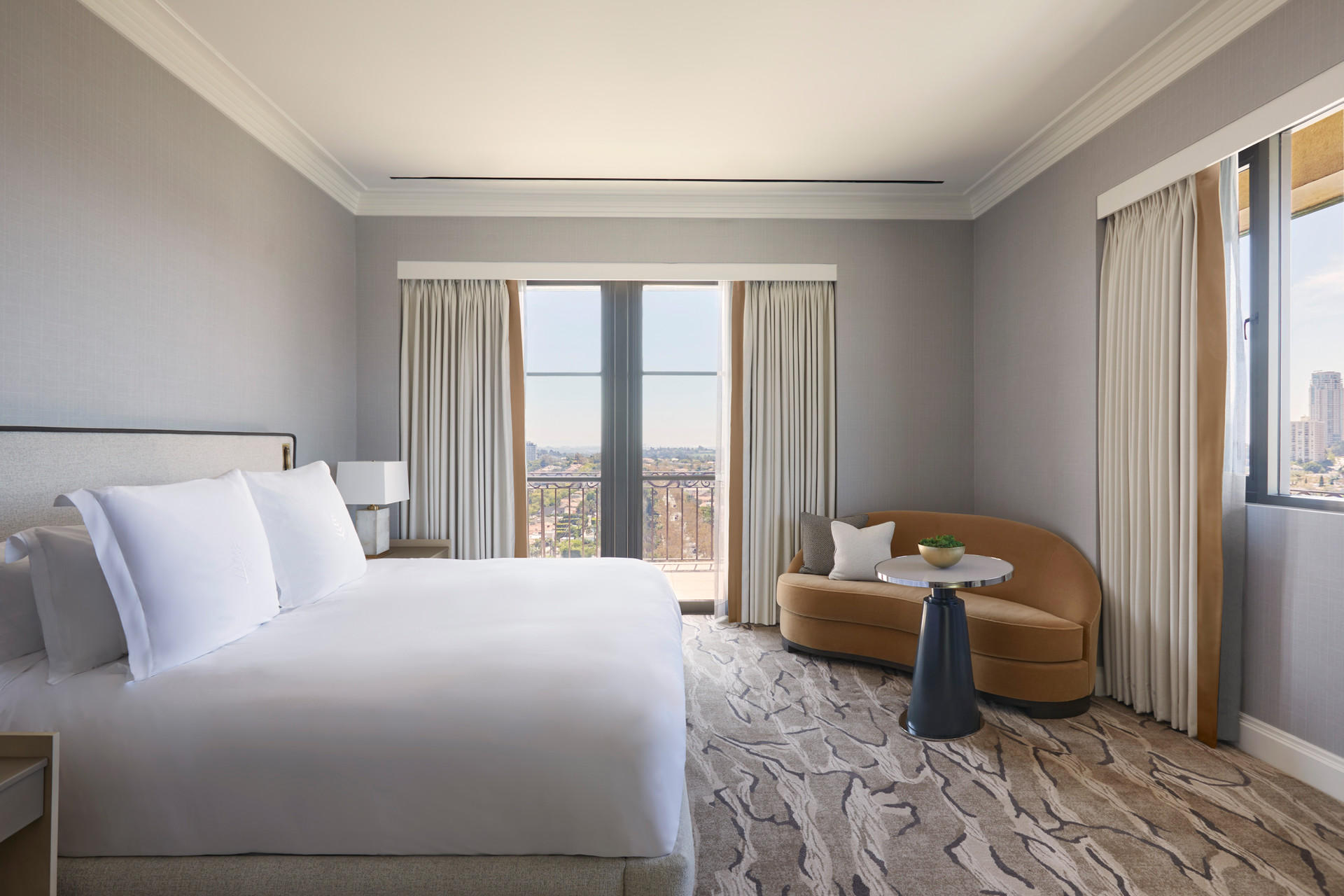 Фото Beverly Wilshire, A Four Seasons Hotel