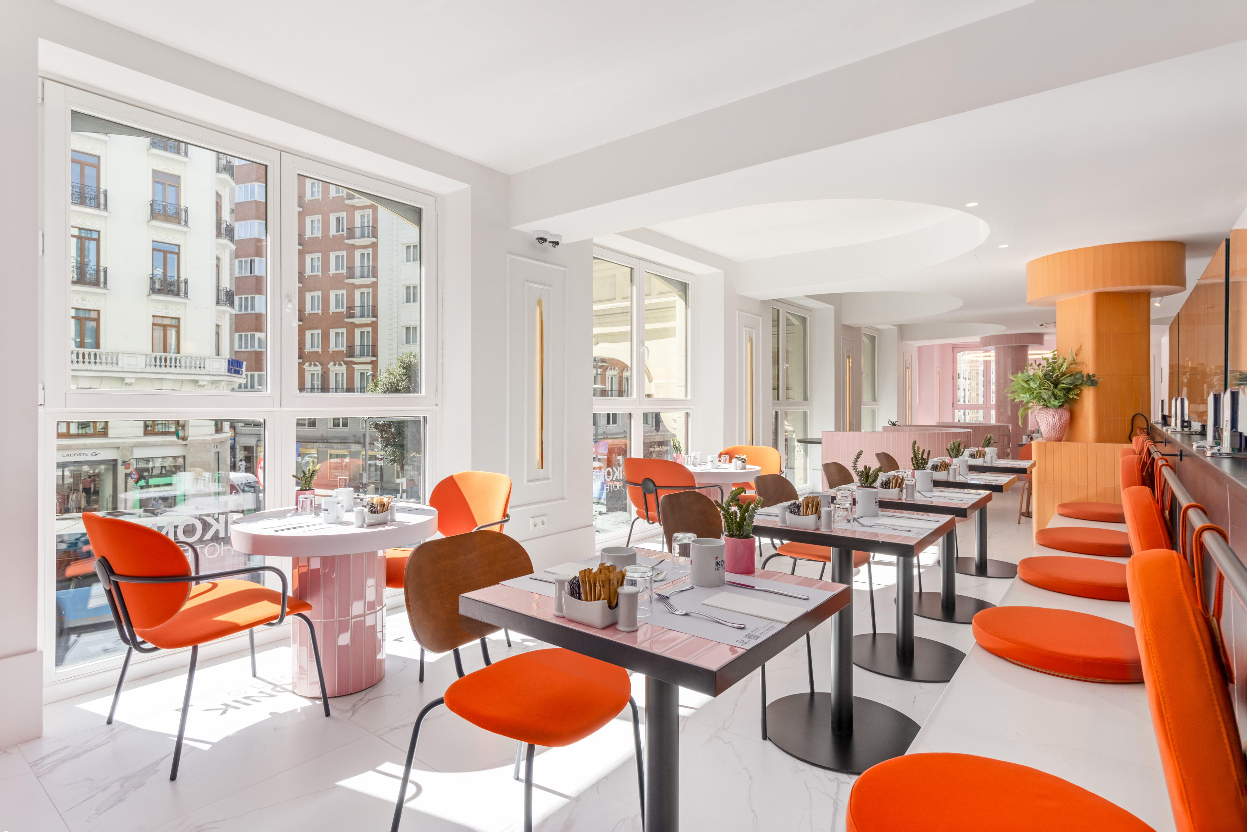 Фото Ikonik Gran VIA