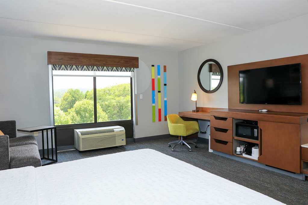 Фото Hampton Inn Atlanta-Canton