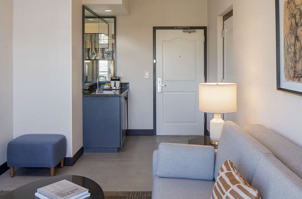 Фото Hilton San Antonio Hill Country