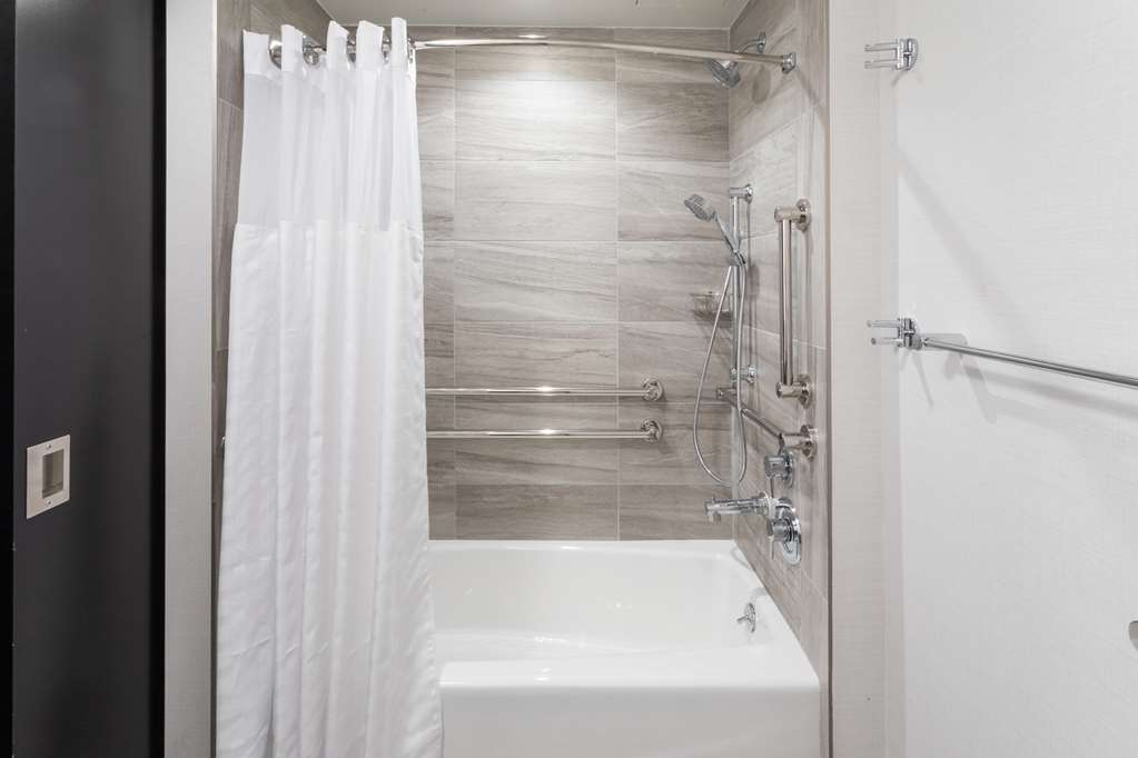 Фото Doubletree by Hilton New York Times Square South