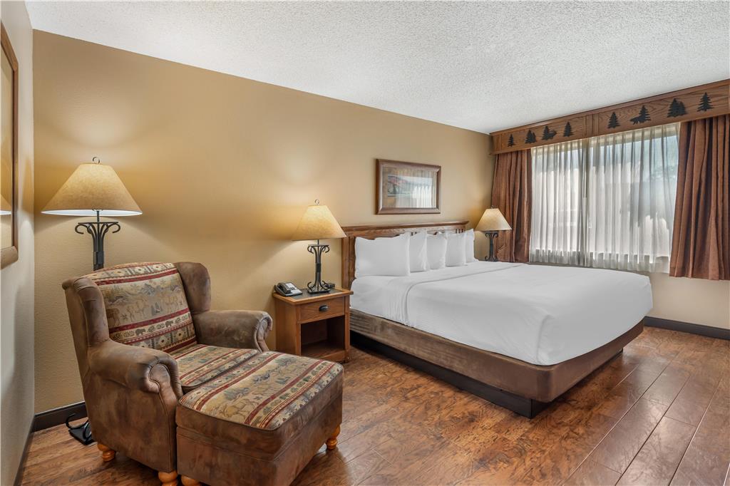 Фото Best Western Plus Kelly Inn & Suites