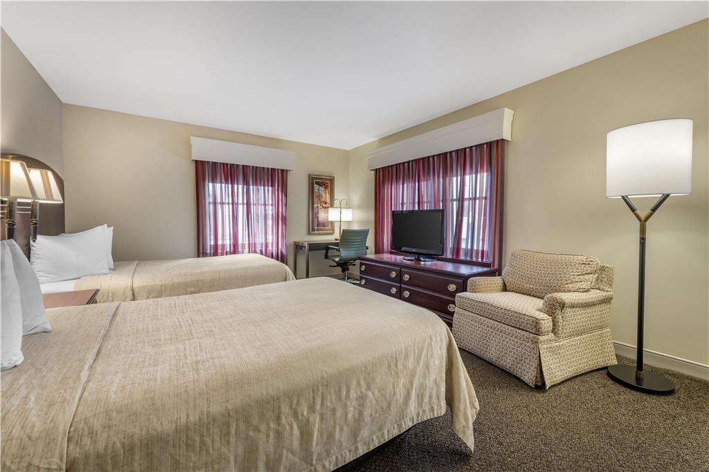 Фото Best Western Plus The Normandy Inn & Suites