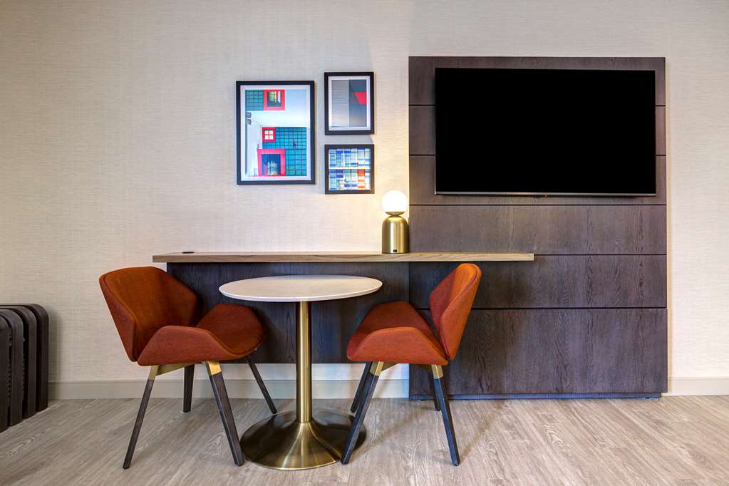 Фото DoubleTree by Hilton Palmdale, Ca