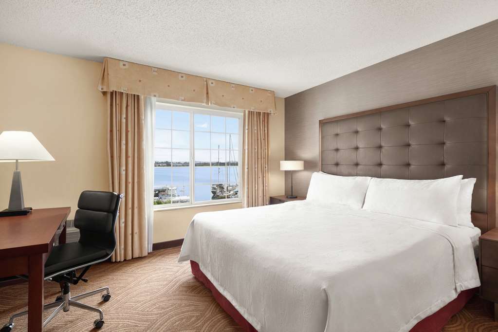 Фото Homewood Suites by Hilton Oakland Waterfront