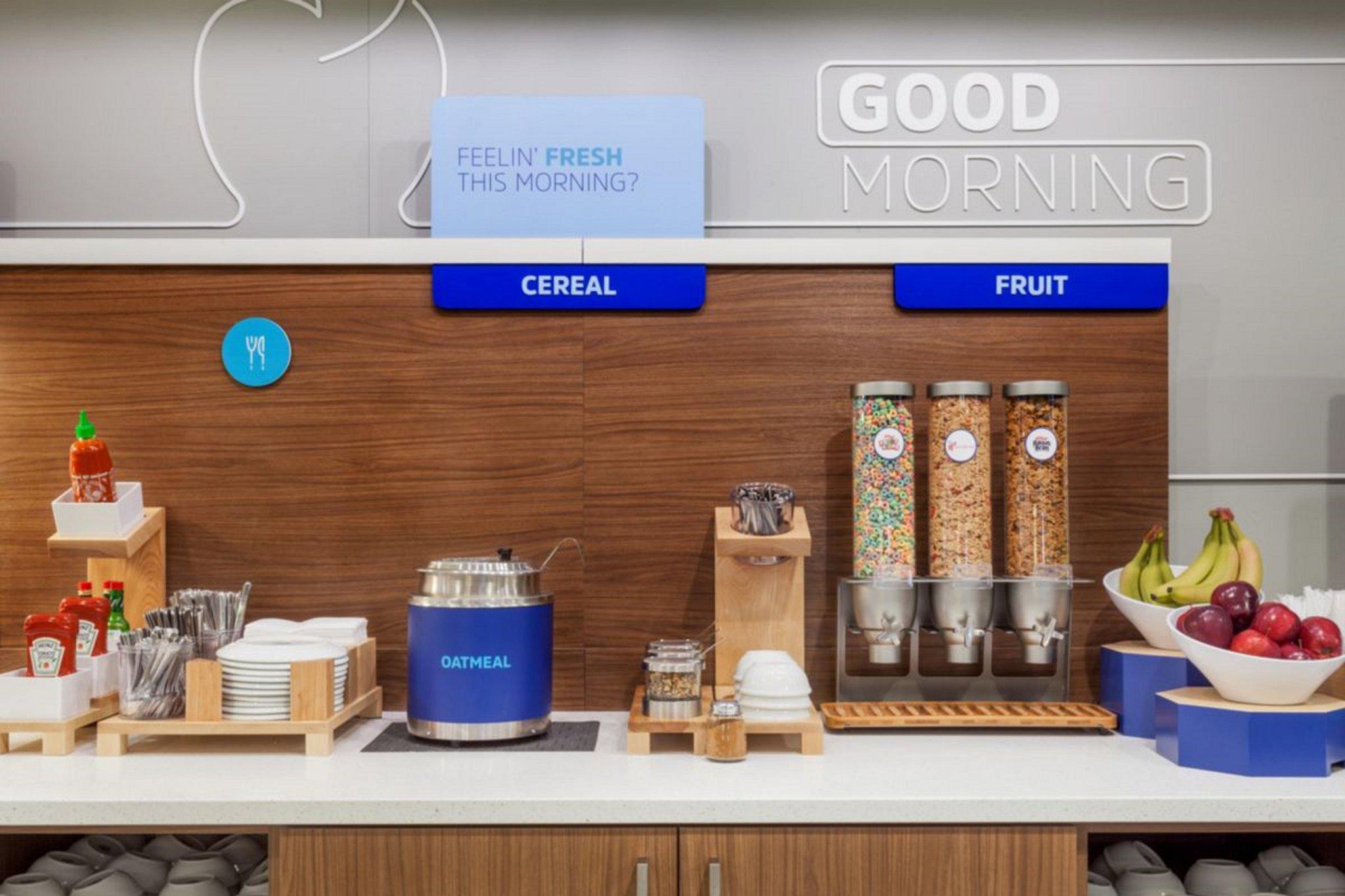 Фото Holiday Inn Express & Suites Augusta W Grovetown, an Ihg Hotel
