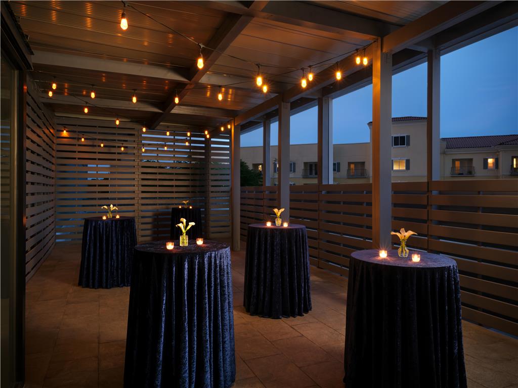 Фото The Starling Atlanta Midtown, Curio Collection by Hilton