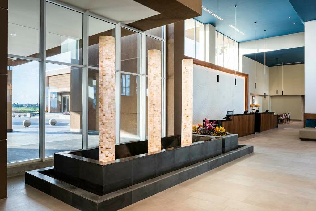 Фото Embassy Suites by Hilton Aruba Resort