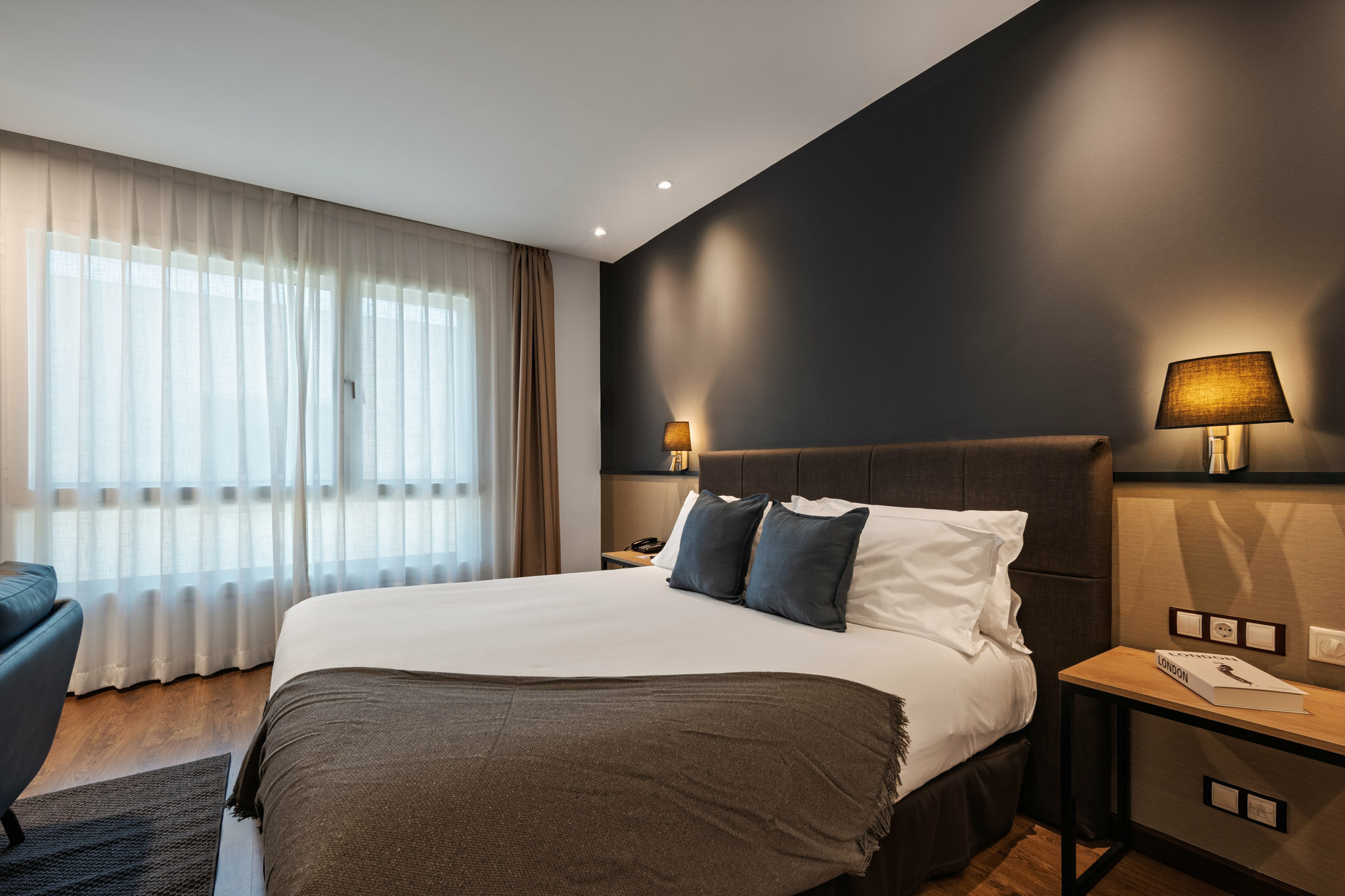 Фото Crowne Plaza Madrid Airport, an Ihg Hotel