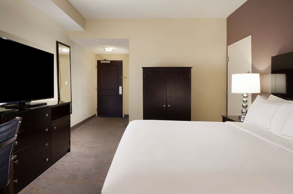 Фото DoubleTree by Hilton El Paso Downtown