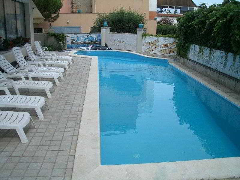 Фото Hotel Garden