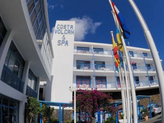 Фото Apartahotel Costa Volcán