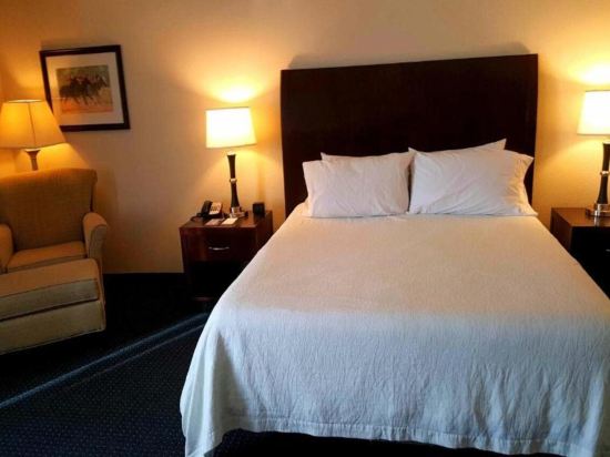 Фото Hilton Garden Inn Lexington Georgetown