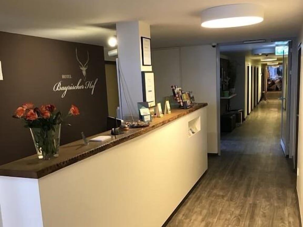 Фото Hotel Bayrischer Hof