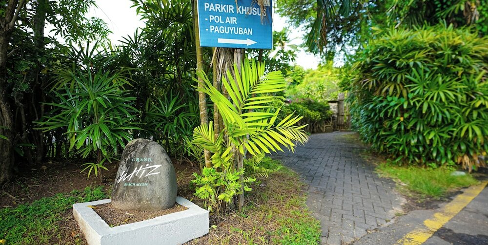 Фото Grand Whiz Hotel Nusa Dua Bali