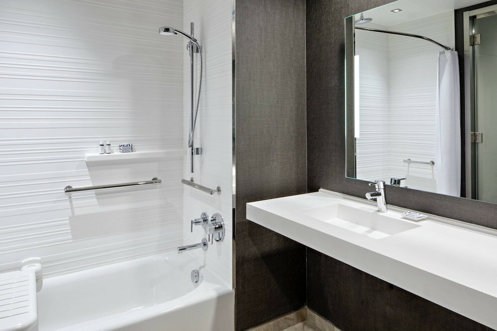 Фото Ac Hotel by Marriott Grand Rapids Downtown