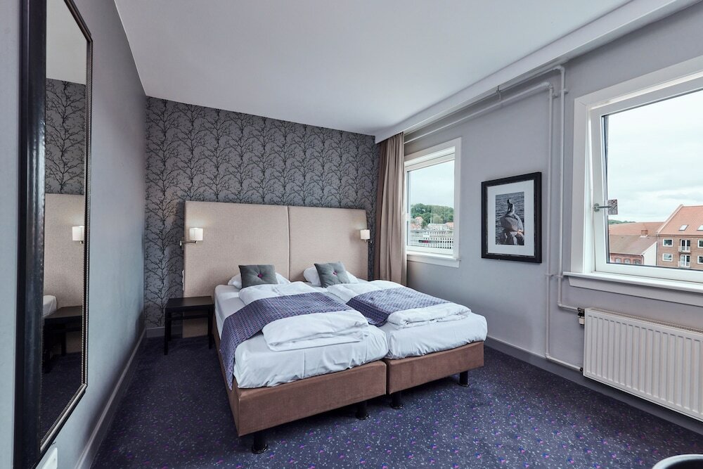 Фото Cabinn Vejle Hotel