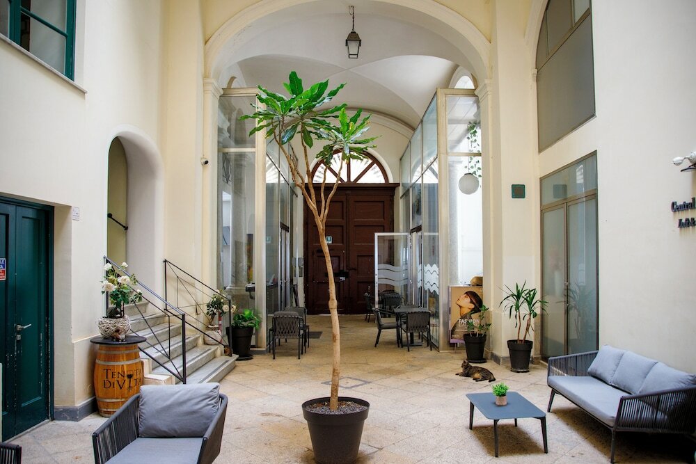 Фото Central Gallery Rooms