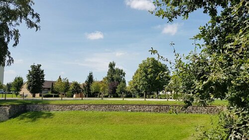 Гостиница Campanile Maubeuge Nord в Авене-сюр-Эльпе