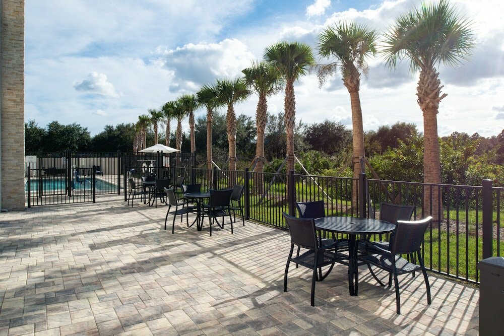 Фото Holiday Inn Express Orlando - South Park, an Ihg Hotel