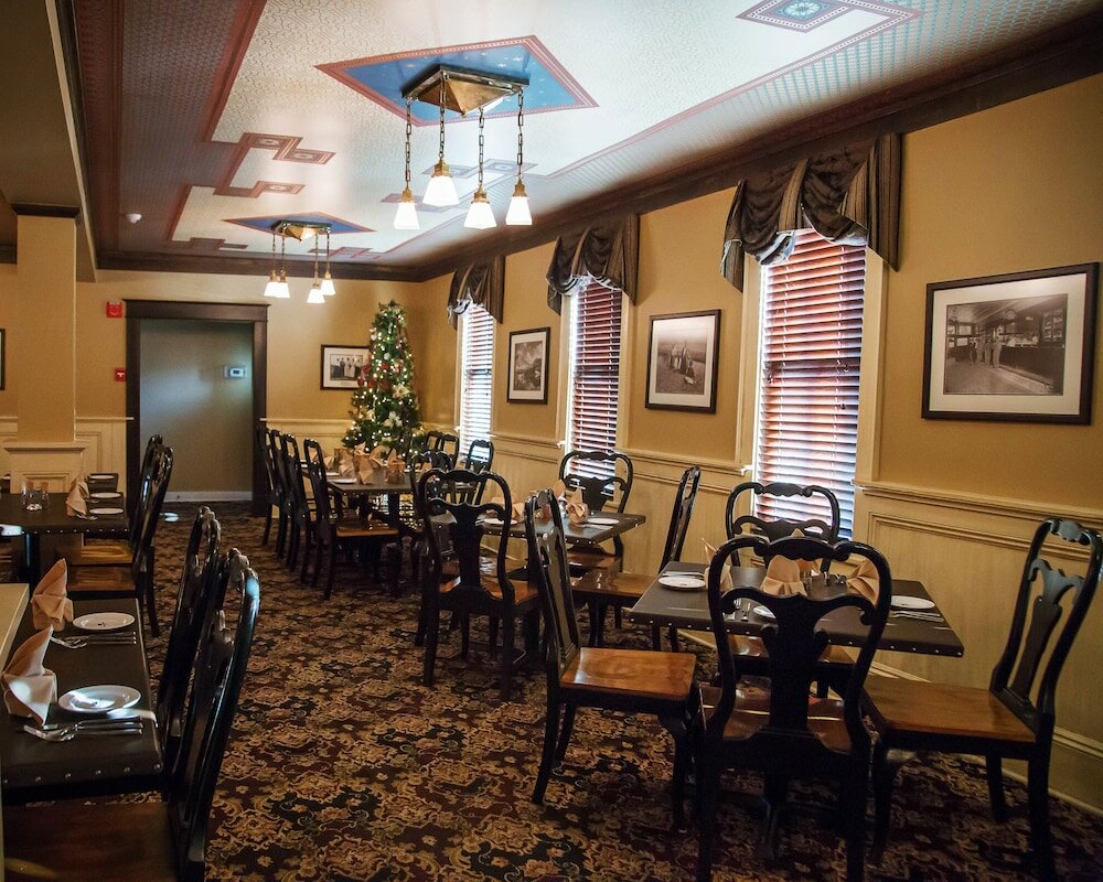 Фото Sacajawea Hotel