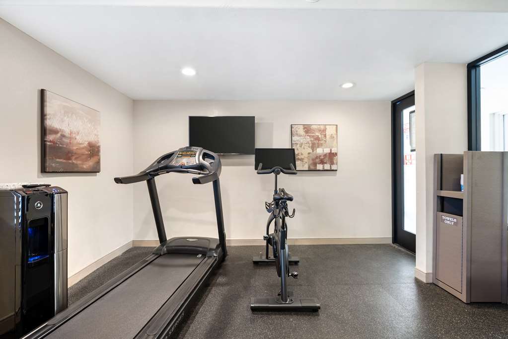 Фото Best Western Plus Newport Mesa Inn