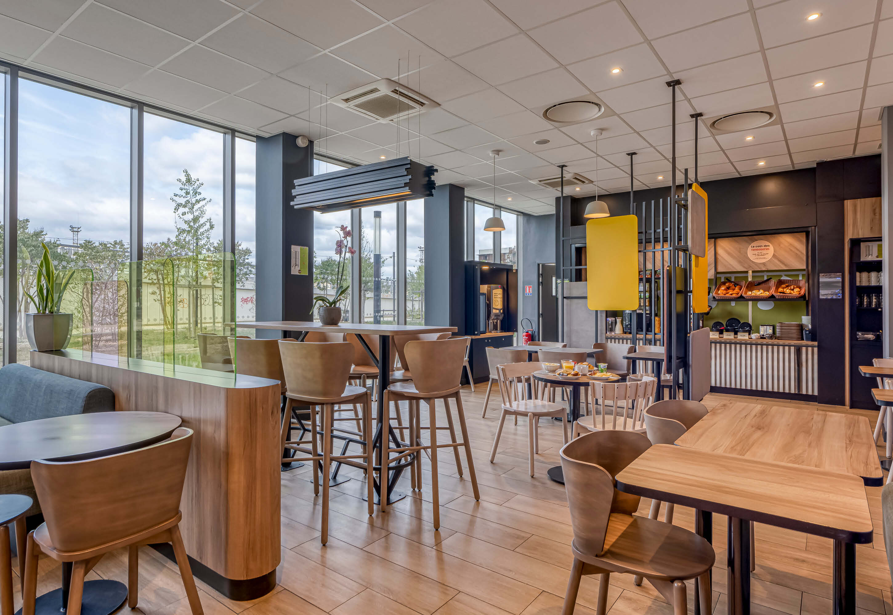 Фото B&B HOTEL Bordeaux Centre Gare Saint-Jean