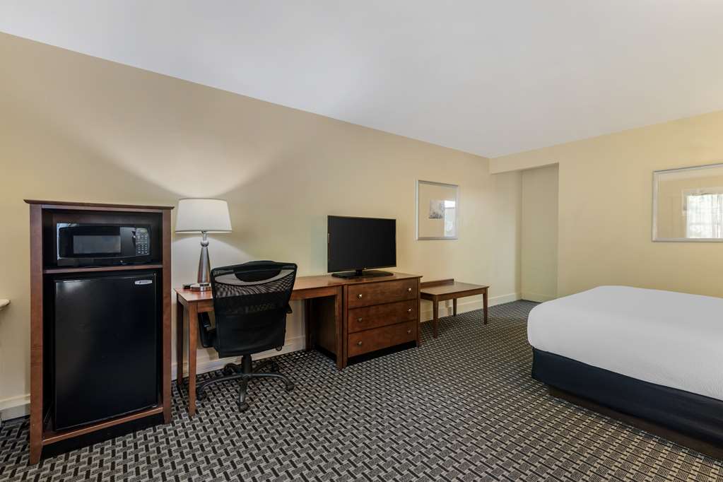 Фото Best Western Plus Brunswick Bath