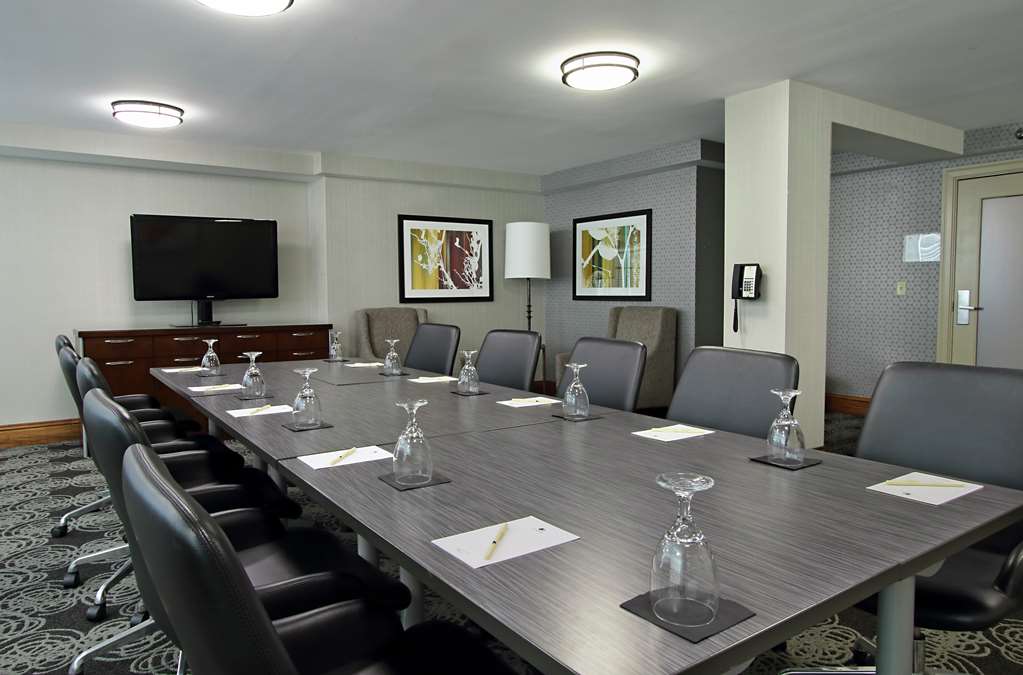 Фото DoubleTree by Hilton Hotel Newark Ohio
