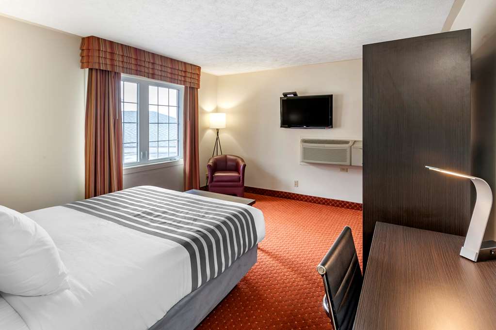 Фото SureStay Plus Hotel by Best Western Kincardine