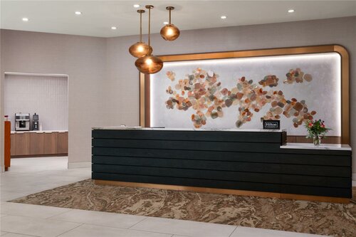 Гостиница Embassy Suites by Hilton Hot Springs Hotel & Spa в Хот-Спрингс
