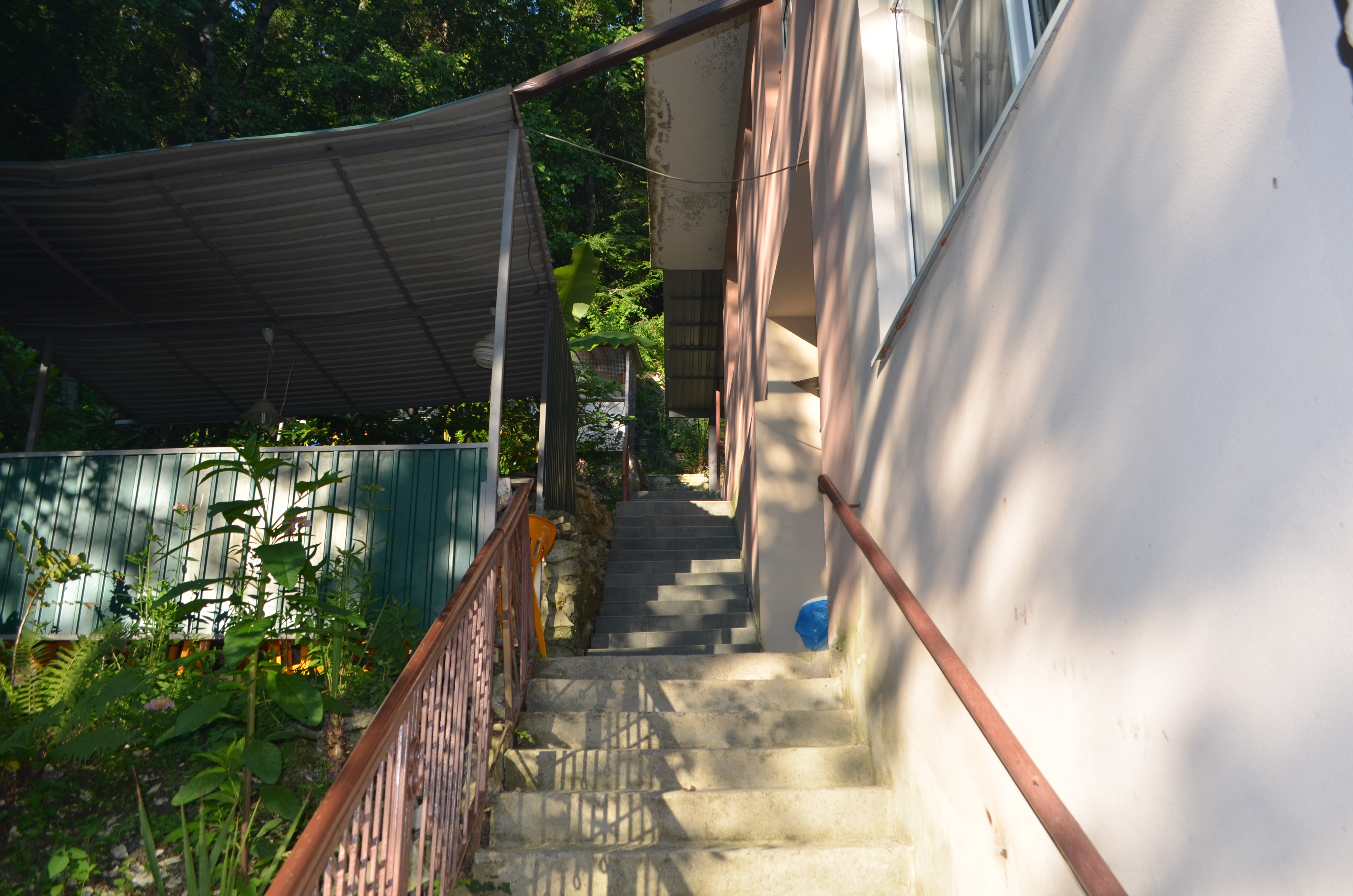 Фото Дом с флагом