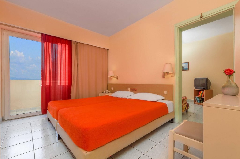 Фото Pavlos Hotel
