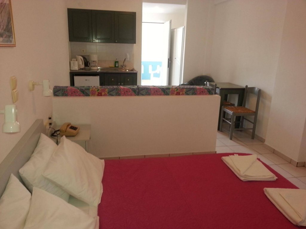 Фото Evalia Apartments