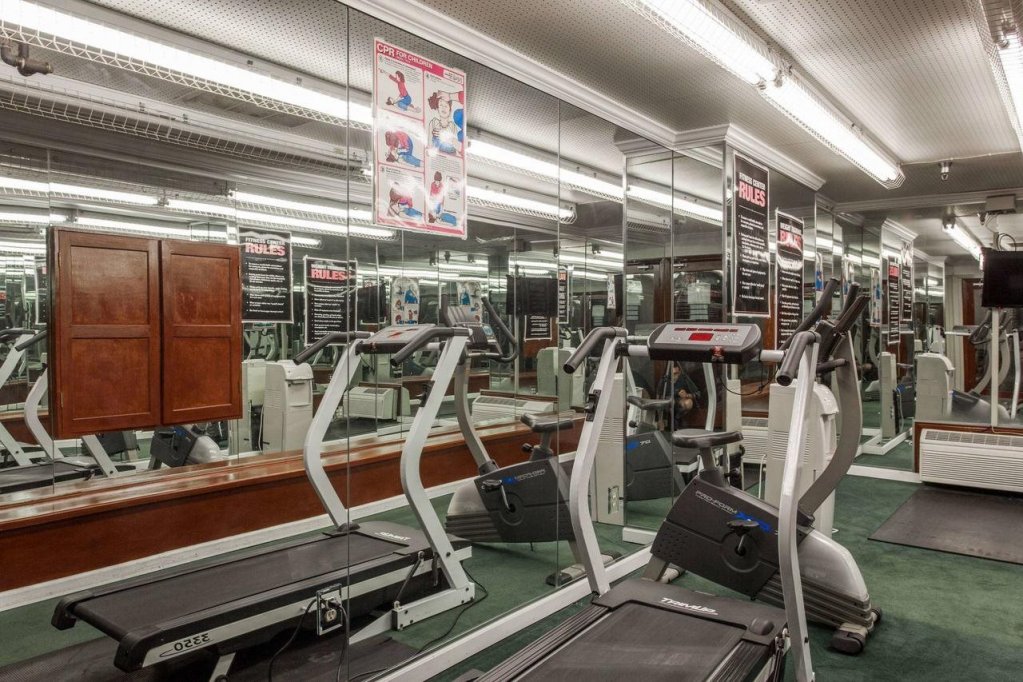 Фото Capri Suites Anaheim