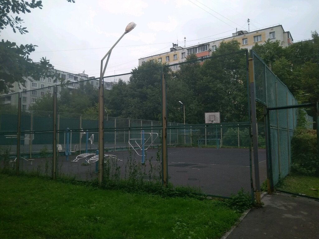 Баскетбольные площадки спб на улице карта