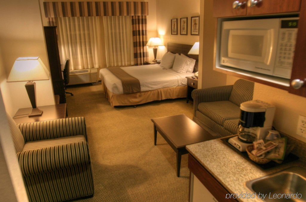 Фото Hotel Marguerite, Trademark Collection by Wyndham