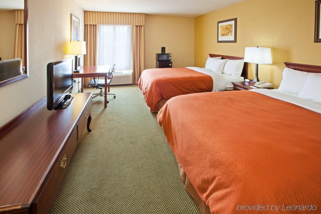 Фото Country Inn & Suites by Radisson Greenfield In