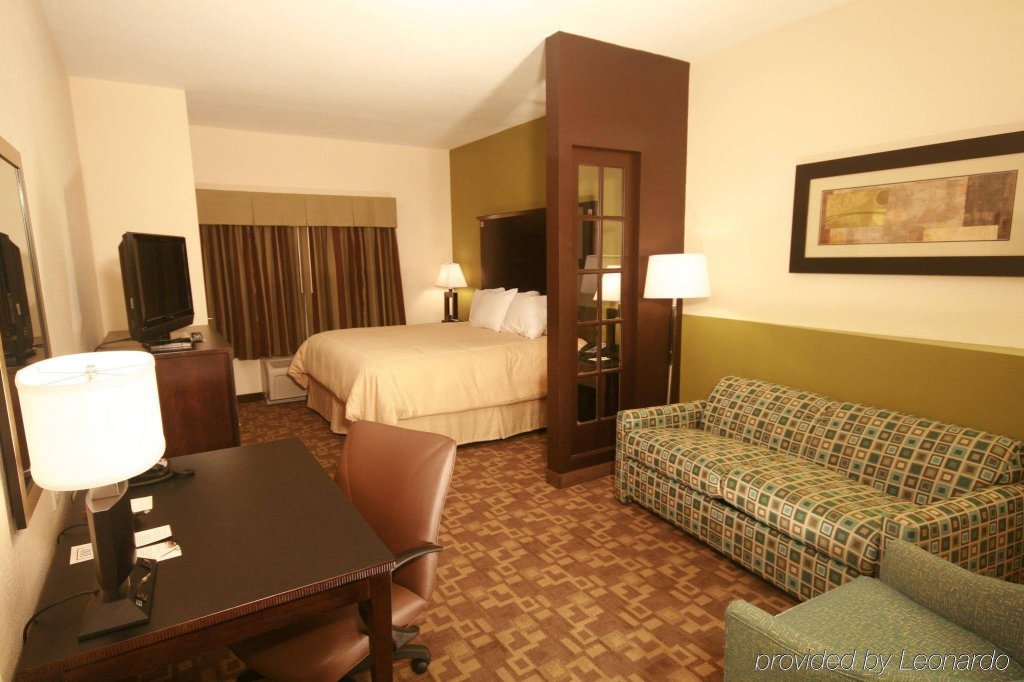 Фото Comfort Suites Lake City
